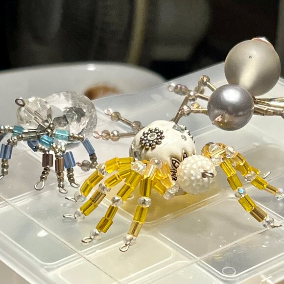 Jeweled Spiders - Picture 2 of 4